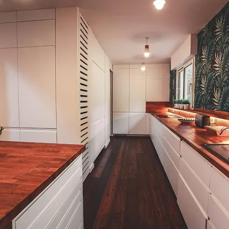 Villa Des Acacias Avec Piscine Chauffee Pour 15 Personnes Entre Et Ocean Wifi Gratuit